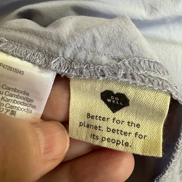 Madewell Women's Signature Poplin Short-Sleeve Button-Down Shirt, Blue, Large - Picture 5 of 8